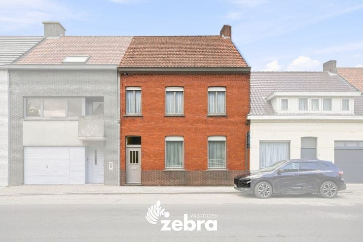 Te renoveren woning met 3 slaapkamers, ruime zolder en tu...