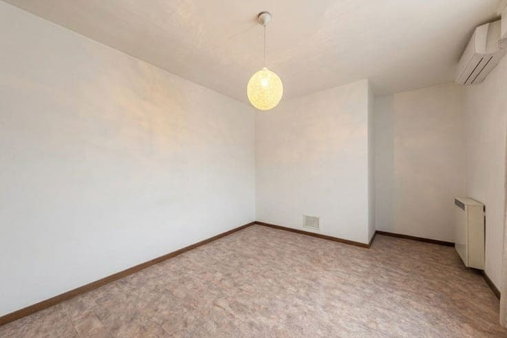 Ruime (handels)woning te Roeselare