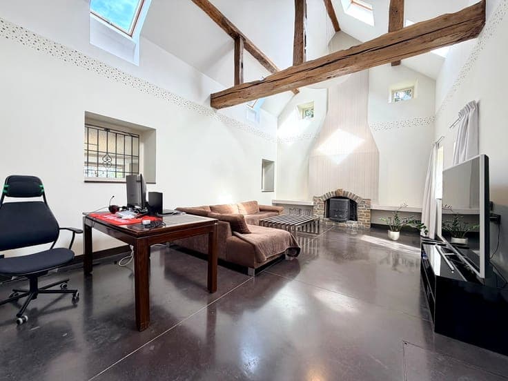 House in Assesse