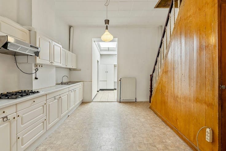 Goed gelegen rijwoning met 2 slaapkamers en een af te wer...