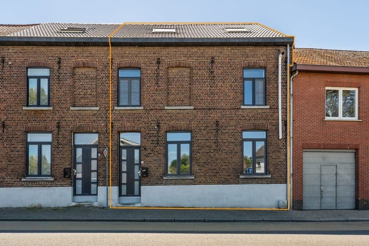 Instapklare woning met 4 slpkrs met gezellig terras en tuin