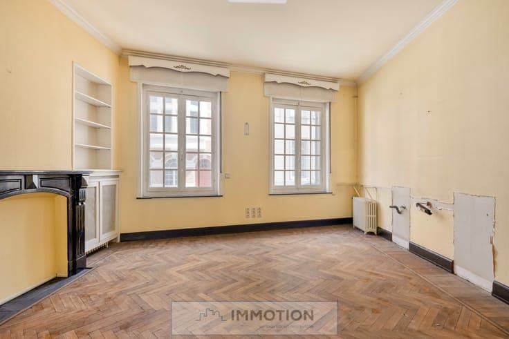 Charmante te renoveren burgerwoning te koop in Kortrijk