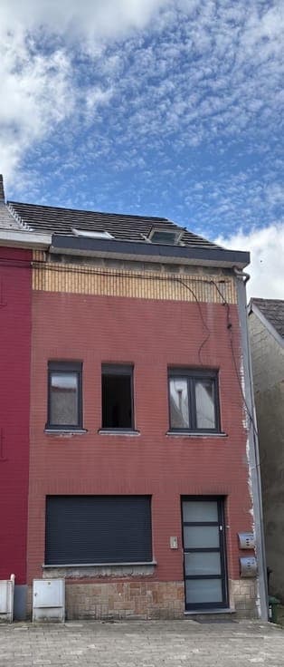 House in Courcelles