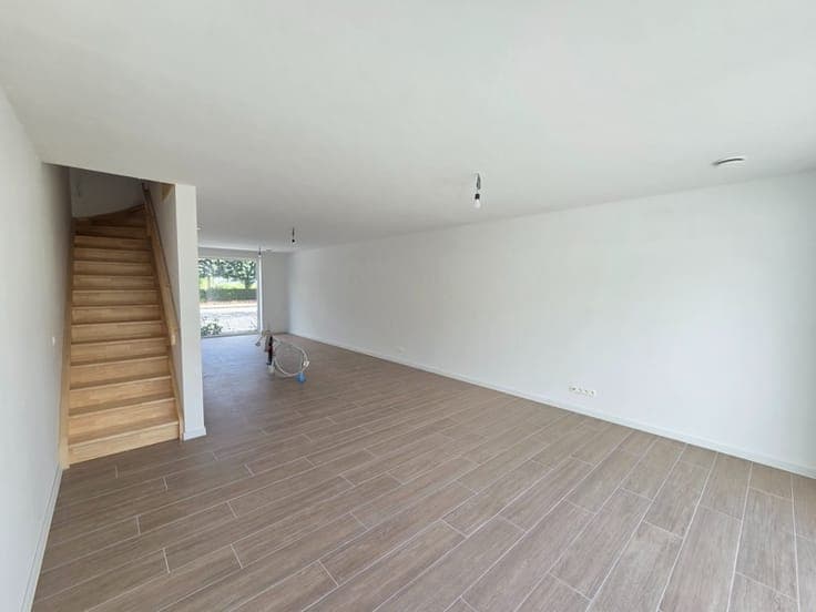 Te koop: nieuwbouwwoning met 4 slaapkamers in Erembodegem...