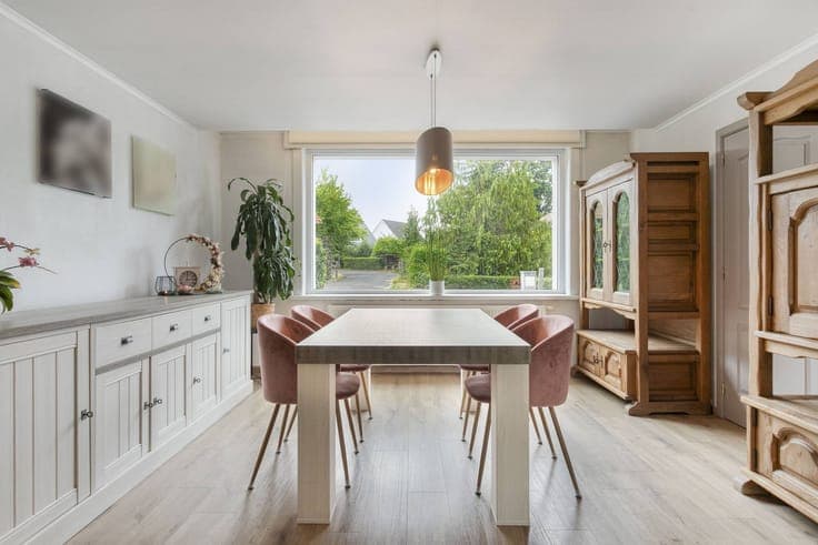 Charming semi-detached house for sale near the Muziekbos in