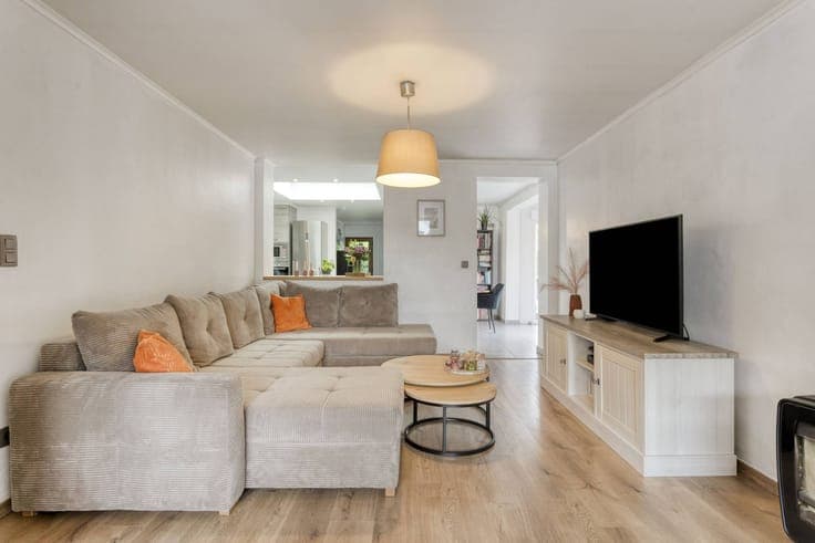 Charming semi-detached house for sale near the Muziekbos in