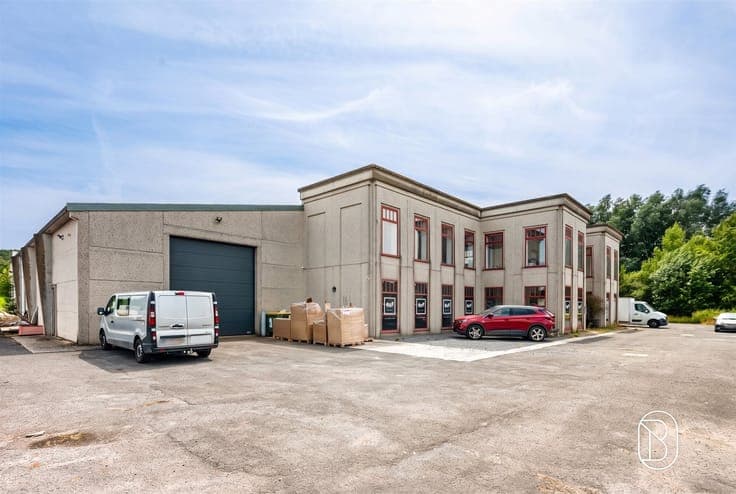 Industrial building.