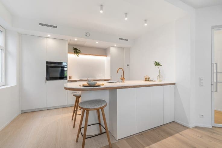 Exclusive 4-bedroom villa for sale in De Panne