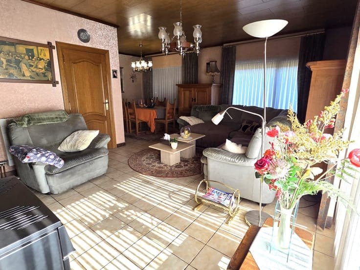 WSB-IMMO: 3-bedroom bungalow in a quiet neighbourhood