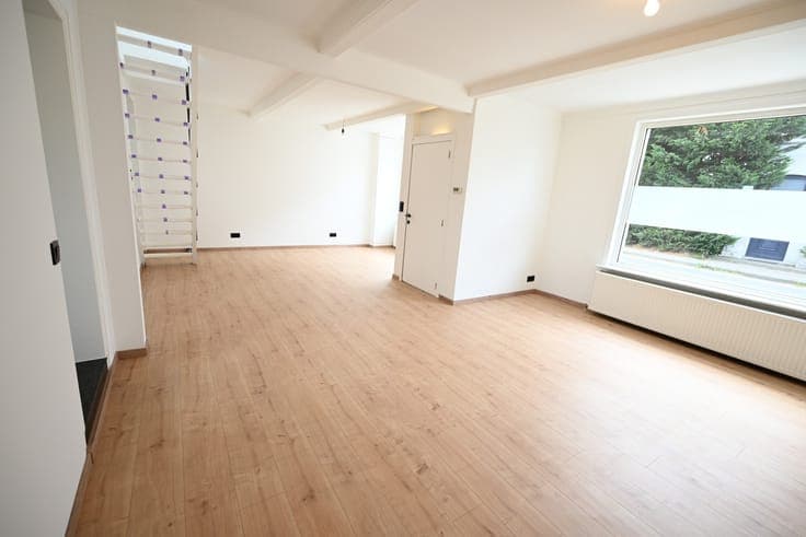 BEZOEKMOMENT zat. 10/10 vanaf 14u30! CHARMANTE woning me...
