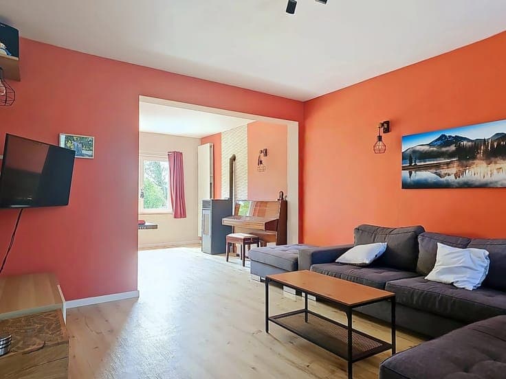 Spacious 3-Bedroom Village House in Hannut