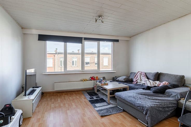 Opbrengsteigendom (200 m²) bestaande uit 4 wooneenheden in D