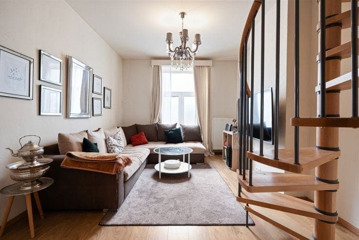 Recently renovated investment property with 3 registered un…