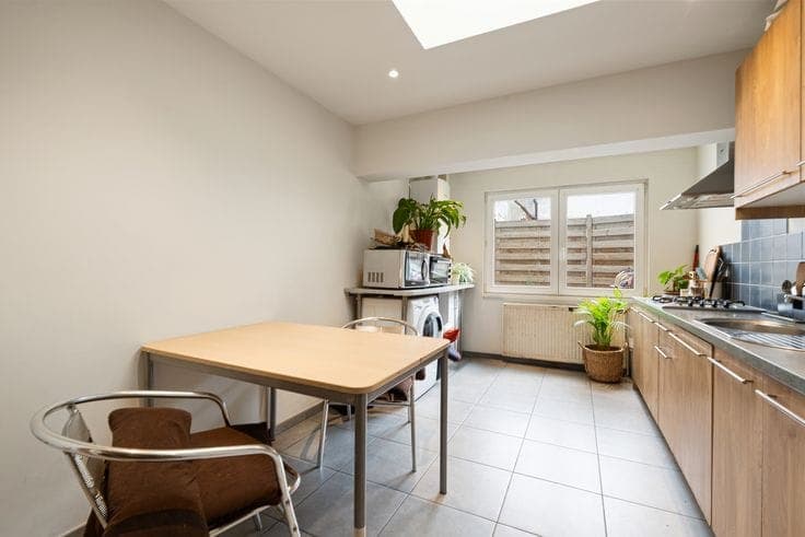 Recently renovated investment property with 3 registered un…