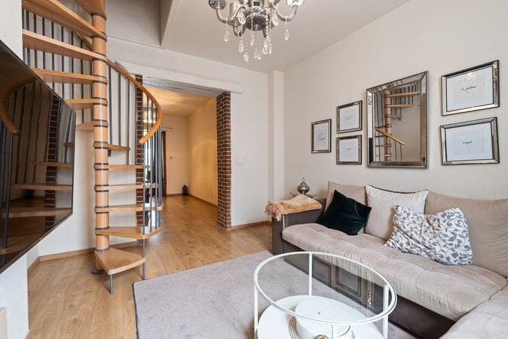 Recently renovated investment property with 3 registered un…