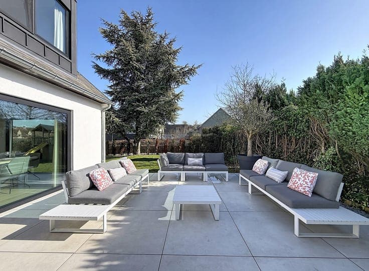 GRIMBERGEN - Exceptional villa of +/- 330 m²