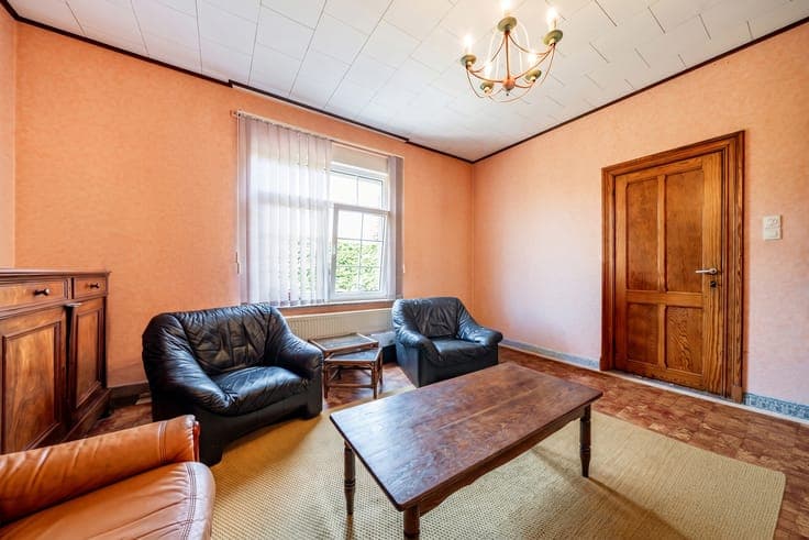 Property ensemble with building plot in Crisnée