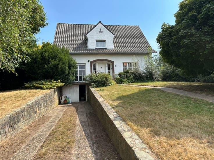 House in Ternat