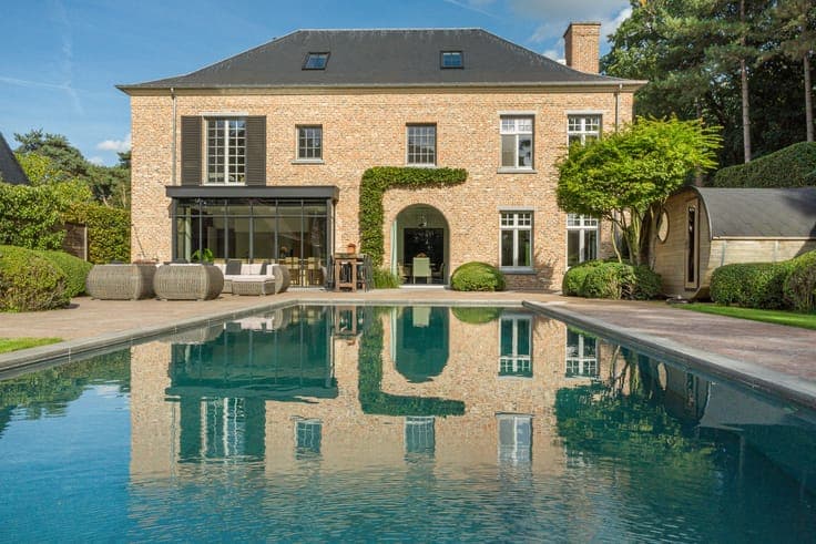 Exclusive home of 459 m² in Herentals