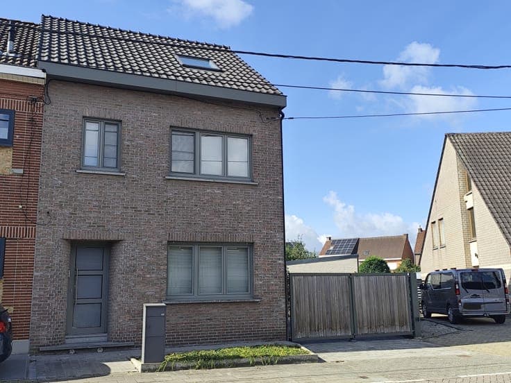 House in Lede