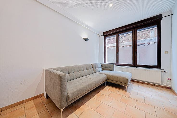 Turnkey shared accommodation building in Roture
