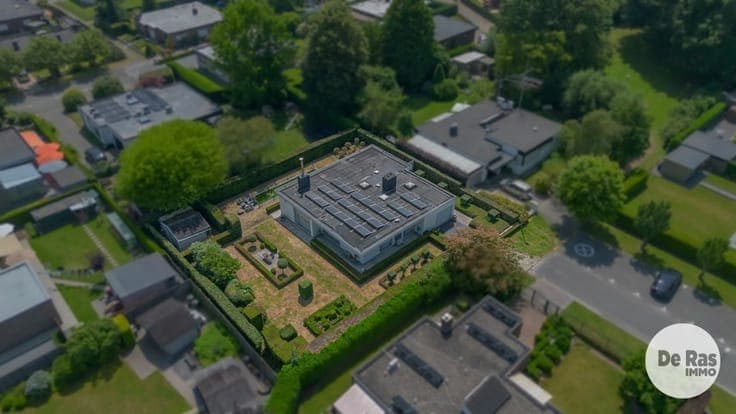MASSEMEN - Goed onderhouden bungalow op een rustige locatie