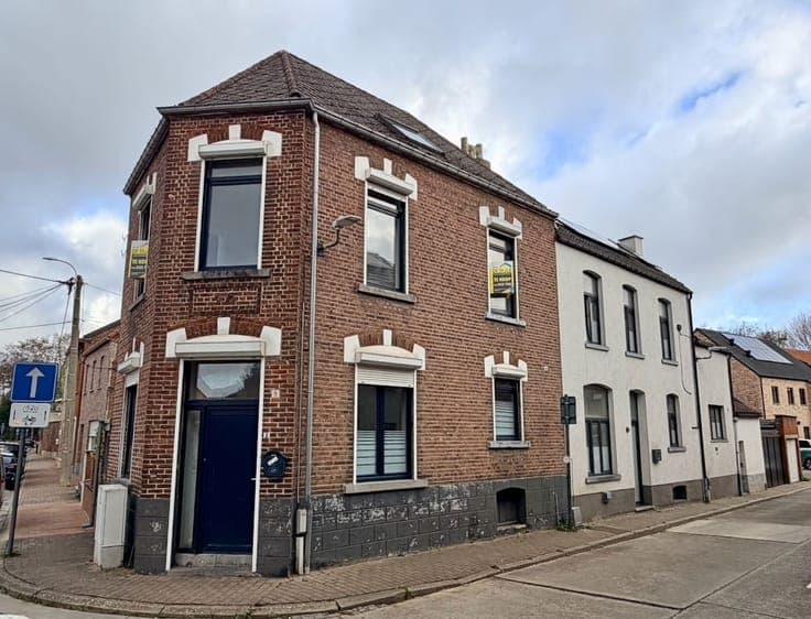 Knusse woning met extra berging en perceel tuinzone - con...