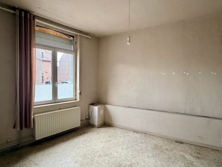 Knusse woning met extra berging en perceel tuinzone - con...