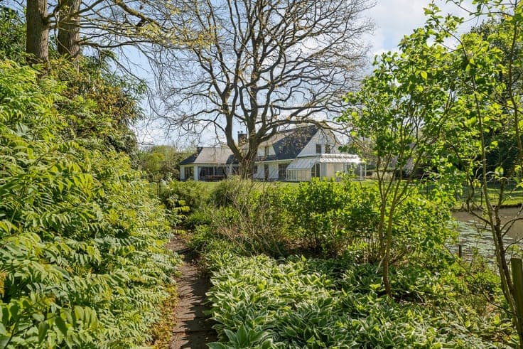Exclusive villa on a unique private estate