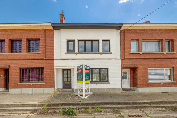 Karaktervolle, volledig gerenoveerde woning met 4 slaapkamer
