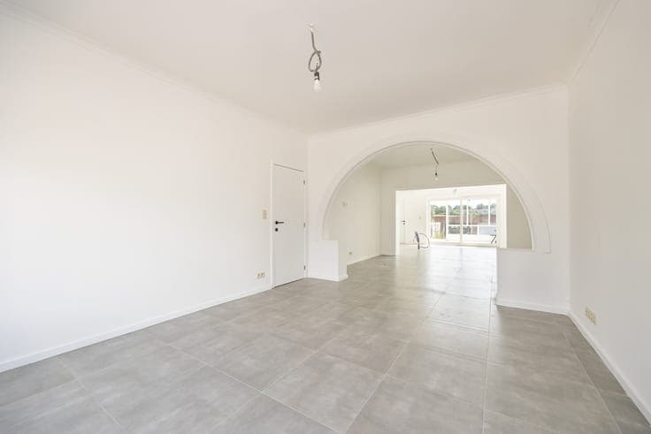 Karaktervolle, volledig gerenoveerde woning met 4 slaapkamer