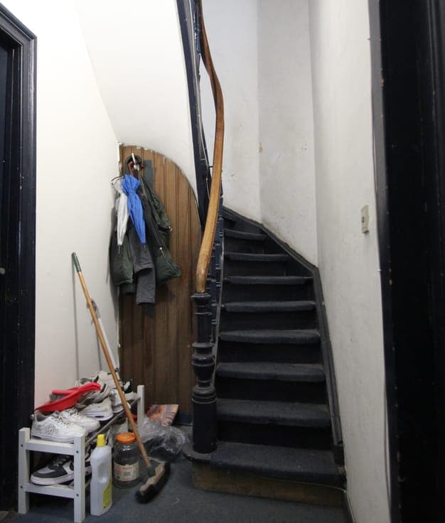 Investment property (3 flats) or home with garage