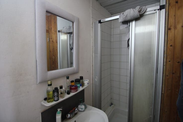 Investment property (3 flats) or home with garage