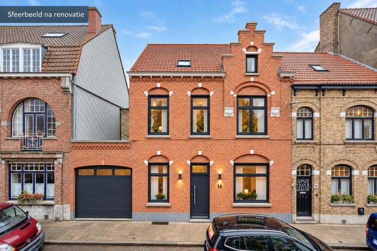 Karaktervolle woning met uitzonderlijk potentieel te Sint...