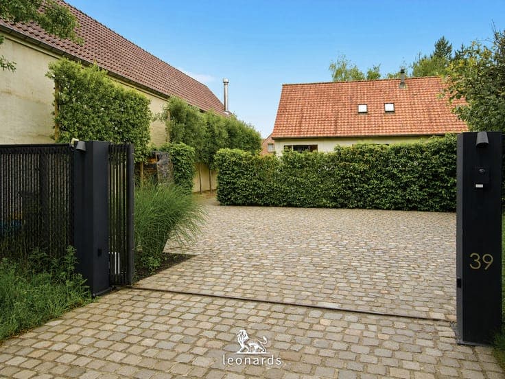 Charming renovated home with beautiful garden in Laarne