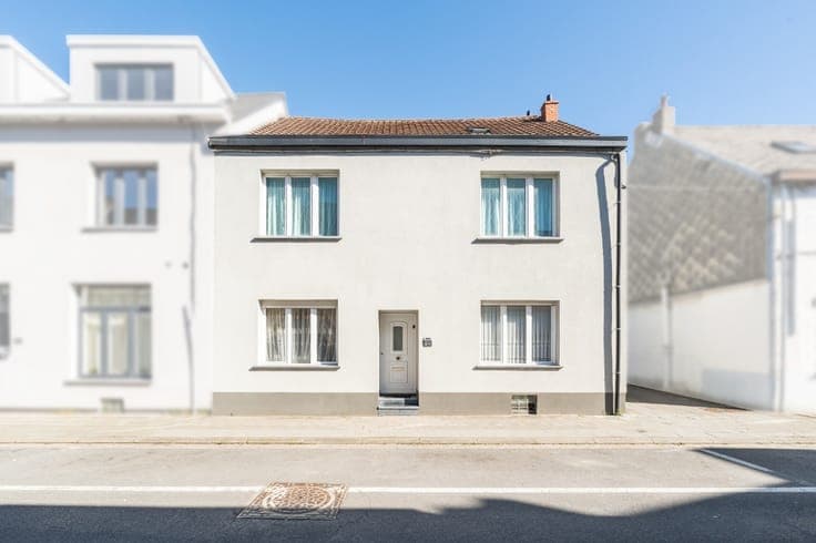 Semi-detached house with garden in Zaventem
