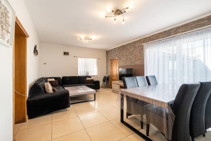 Semi-detached house with garden in Zaventem