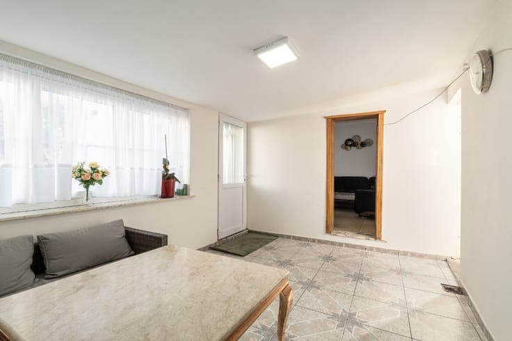 Semi-detached house with garden in Zaventem