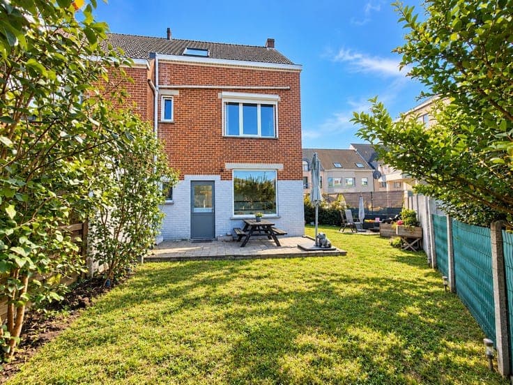 Verrassend ruime, instapklare woning met 3 slaapkamers en...