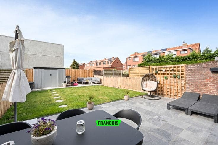 Move-in ready home with sunny garden and excellent accessib…