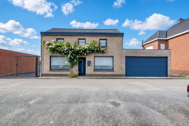 Goed gelegen, instapklare woning met 3 slaapkamers, carpo...