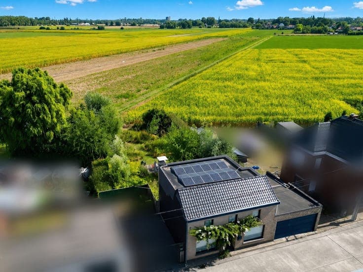Goed gelegen, instapklare woning met 3 slaapkamers, carpo...