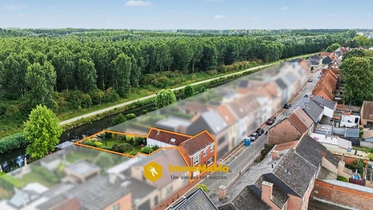 WONING MET 3 SLAAPKAMERS, INPANDIGE GARAGE EN STEIGER AAN...
