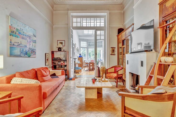 ±380 m² house next to the European Parliament!