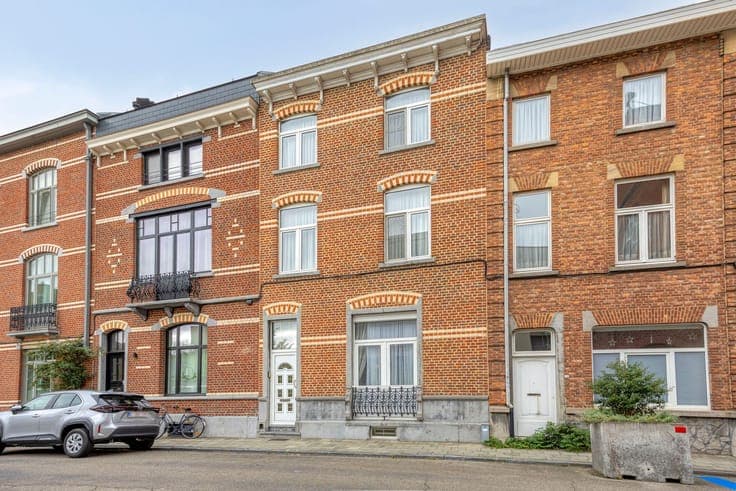 Spacious townhouse with beautiful garden in prime Leuven