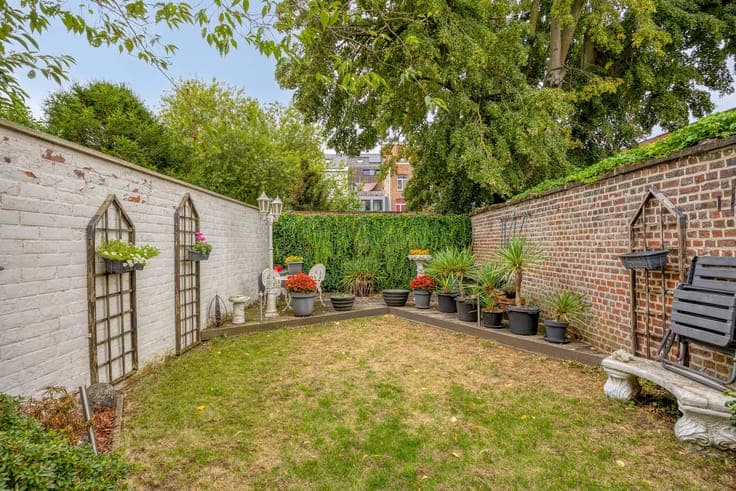 Spacious townhouse with beautiful garden in prime Leuven