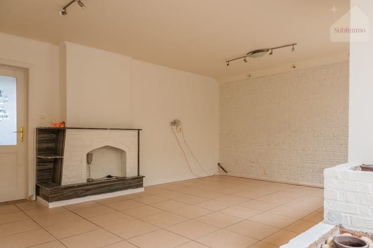 Eengezinswoning met 3 slaapkamers in het centrum van Meer...