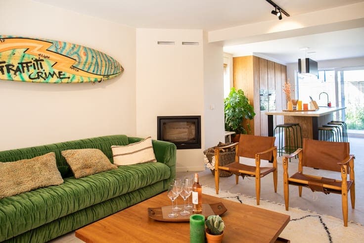 Detached villa with a unique character in the quiet Stran...