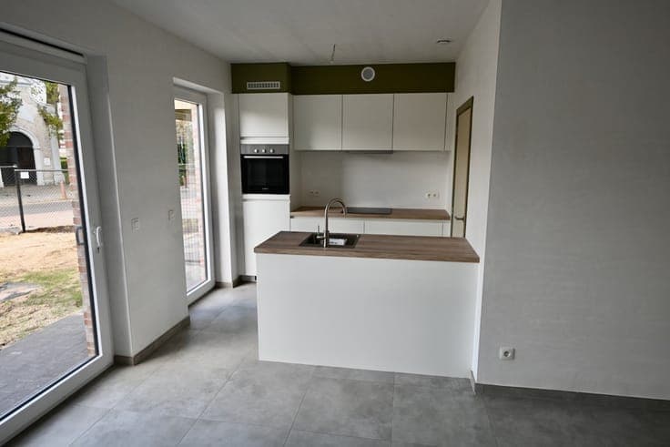 Nieuwbouwwoning in centrum Broechem met 3 slaapkamers !