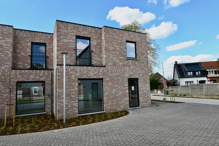 Nieuwbouwwoning in centrum Broechem met 3 slaapkamers !
